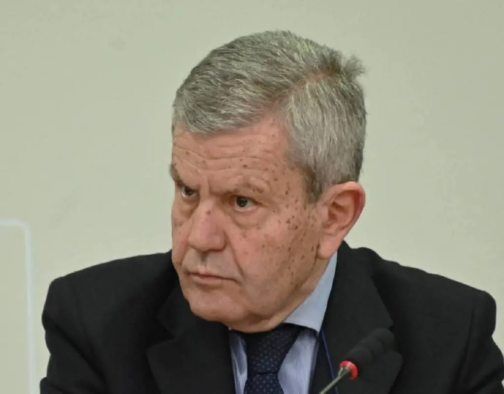 Riparo Cannavò, domani l’ultimo incontro del ciclo “Conoscere sé stessi per incontrare gli altri” con il Dott. Guido De Caro\n