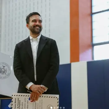 Vannacci: «Una resa culturale». Le reazioni italiane alla vittoria di Mamdani a New York\n