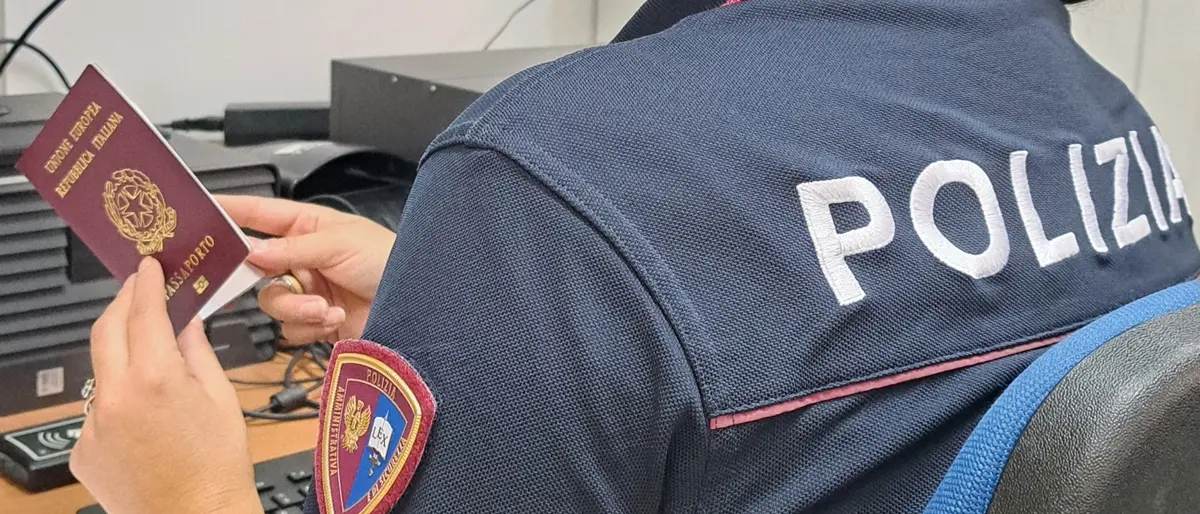 Passaporti, la questura di Reggio\u00A0riceverà il pubblico solo tramite prenotazione su Agenda Elettronica\n