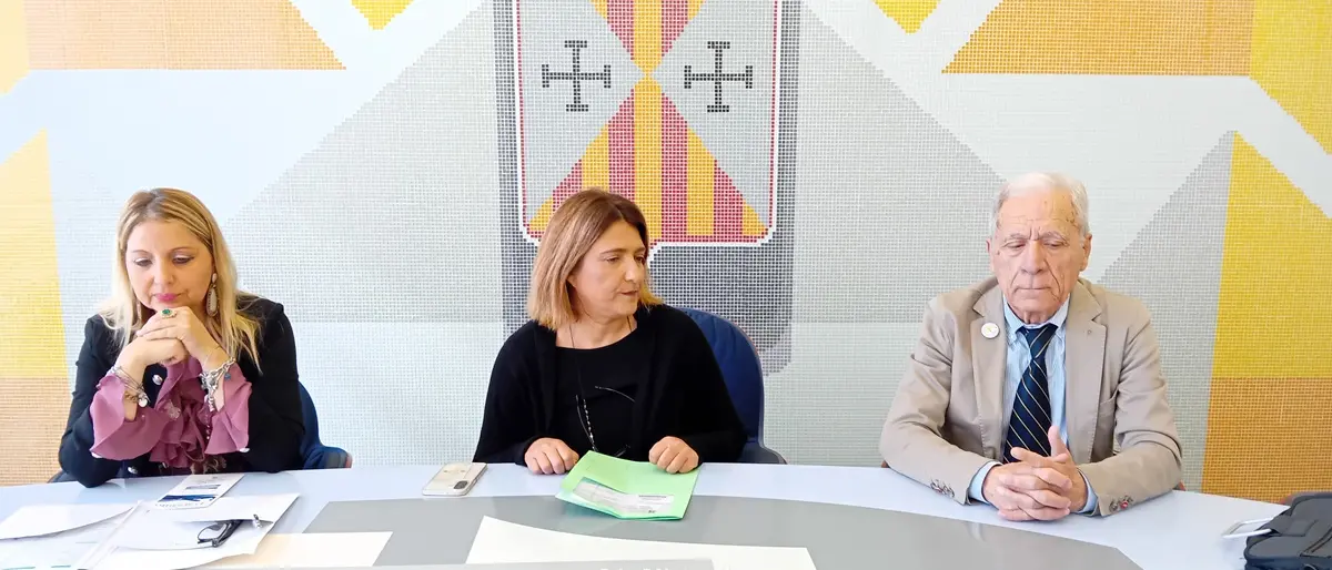 In Calabria più dialisi, meno trapianti e donazioni: sempre più pazienti costretti a curarsi fuori regione\n