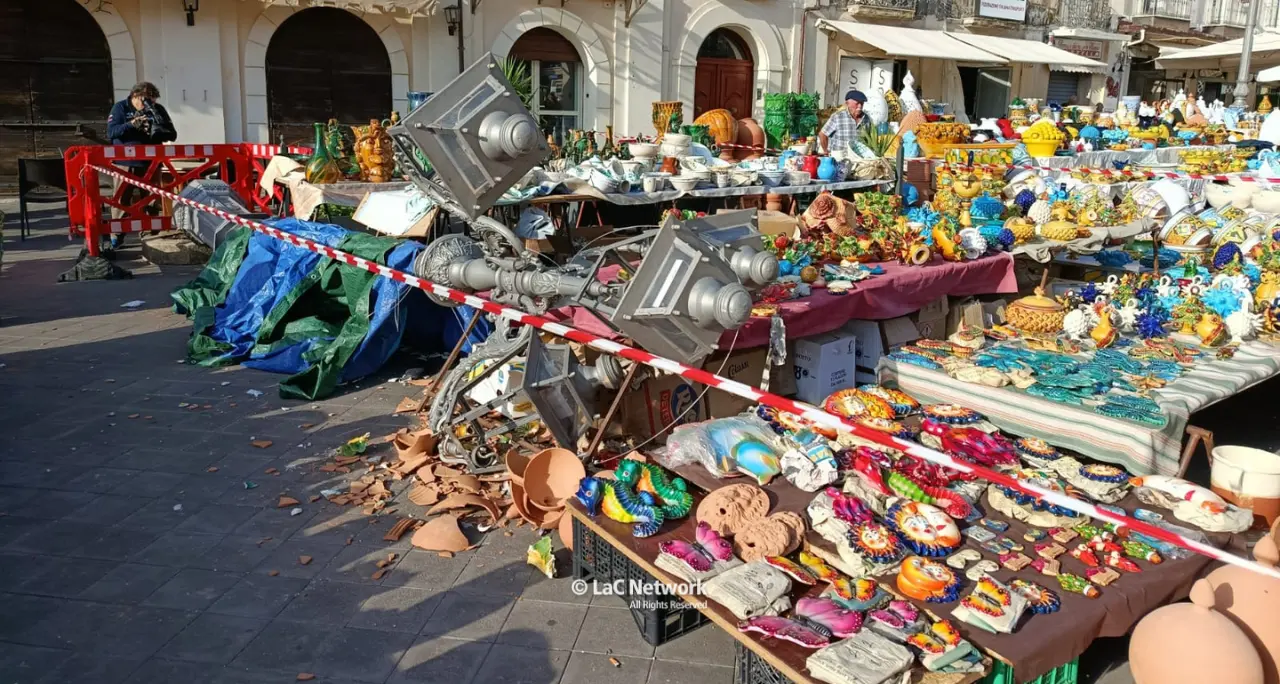 Ceramista travolto da un lampione\u00A0a Pizzo, la Procura di Vibo Valentia apre un’inchiesta