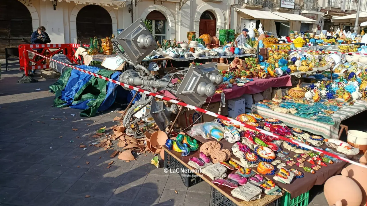 Ceramista travolto da un lampione\u00A0a Pizzo, la Procura di Vibo Valentia apre un’inchiesta