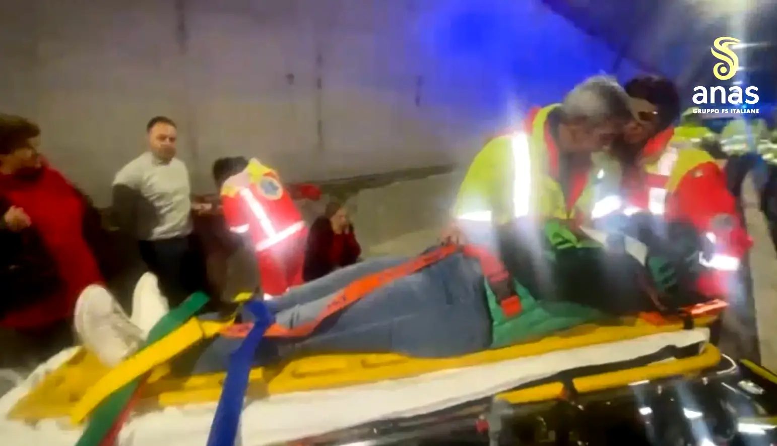 A2 del Mediterraneo, esercitazione notturna nella galleria “Colle Trodo”: test superato con successo