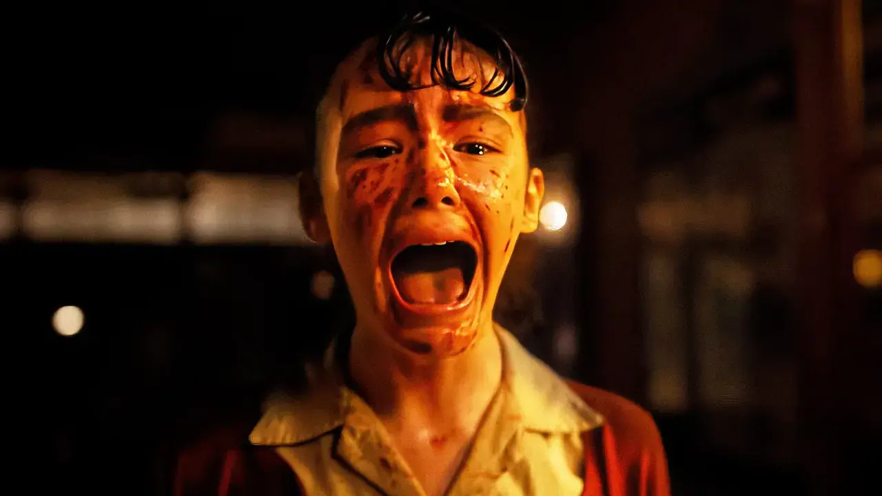 “Welcome to Derry”, il genio di Stephen King annegato dalla mediocrità mainstream