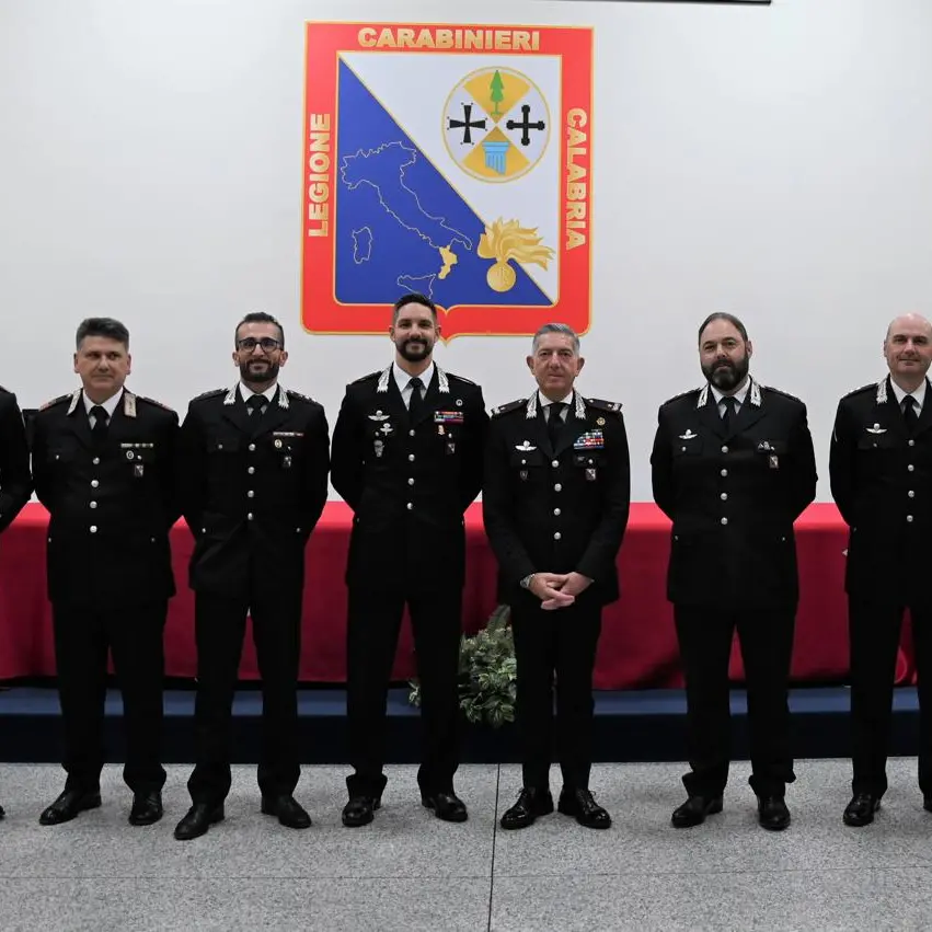 Ufficiali e sottufficiali dei carabinieri premiati alla\u00A0legione Calabria, Sciuto:\u00A0«Riconosciamo l’impegno\u00A0di chi ricopre posizioni di comando»\n\n\n