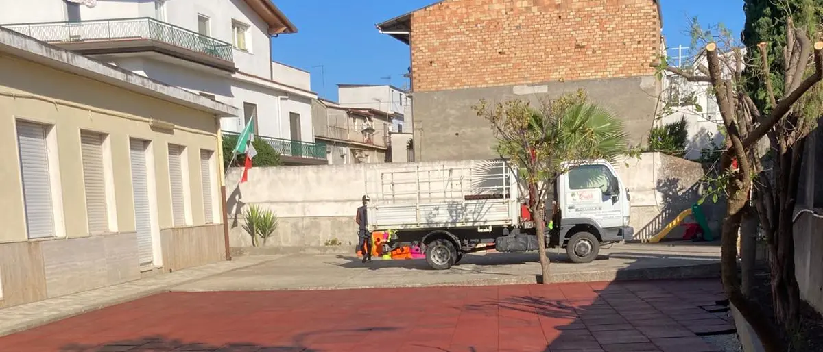 Gioia Tauro,\u00A0McDonald’s riqualifica l’area esterna Scuola\n\ndell’infanzia Montale plesso San Giovanni Bosco\u00A0\n