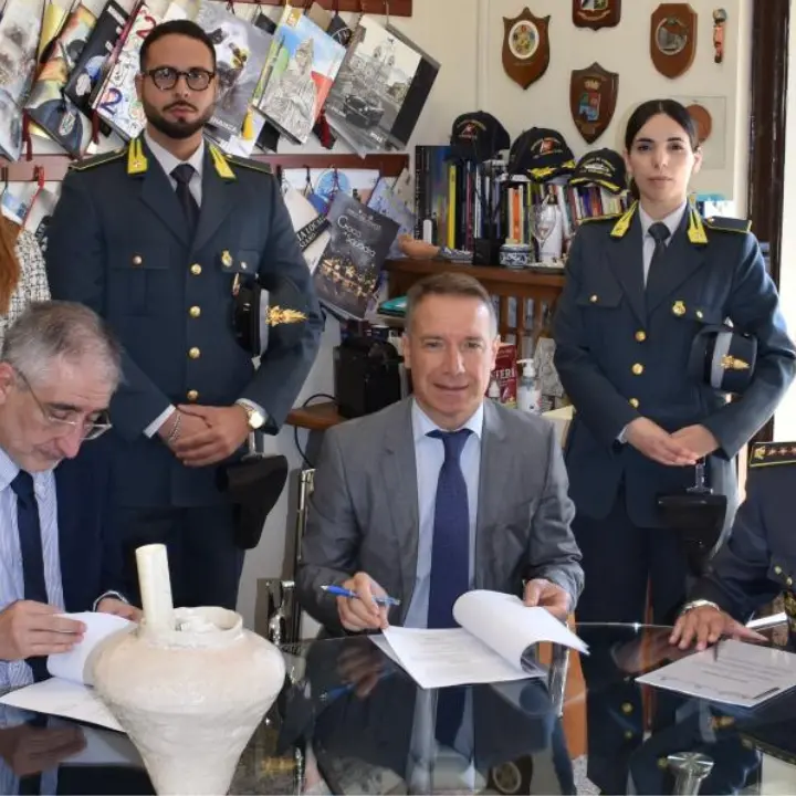 Reati tributari a Vibo: Finanza, Procura e Agenzia delle entrate\u00A0siglano un accordo per rafforzare la collaborazione\n