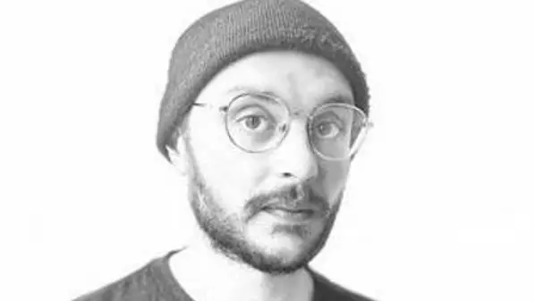 A Cosenza Vecchia arriva Holdenaccio: laboratorio e dialogo d’autore a Palazzo Spadafora