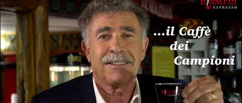 Palanca si gusta un Mastria Espresso in Sila - VIDEOSPOT