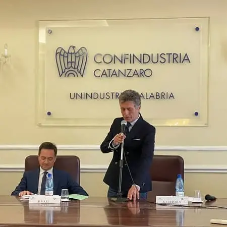 Ferrara: \"Pronti a rivoluzionare l'organizzazione delle aziende\"