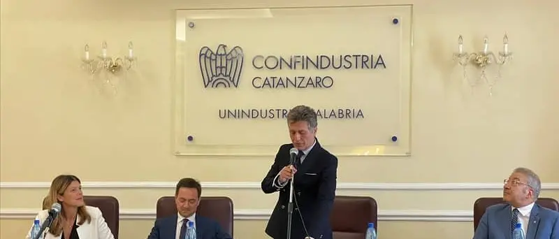 Ferrara: \"Pronti a rivoluzionare l'organizzazione delle aziende\"