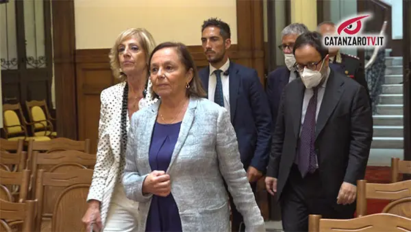 Lamorgese firma convenzione: NUE-112 a Catanzaro - VIDEO