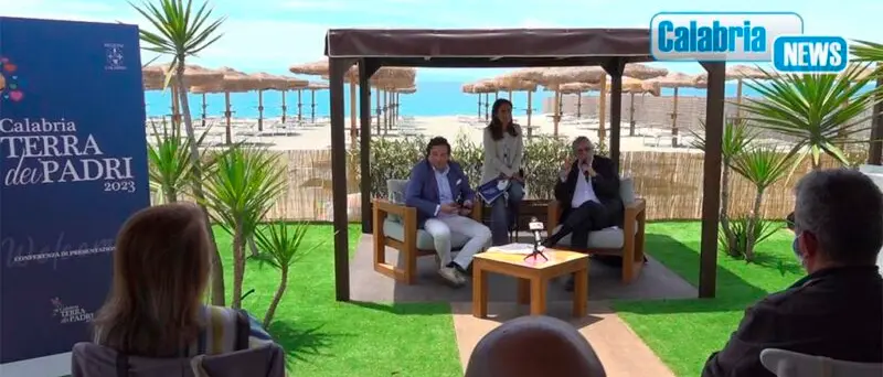 Turismo, presentato a Gizzeria Lido \"Calabria Terra dei Padri 2023\"