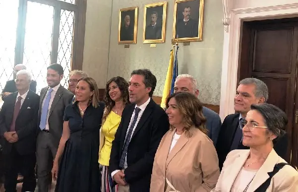 Ecco volti e schede dei nuovi amministratori di Catanzaro