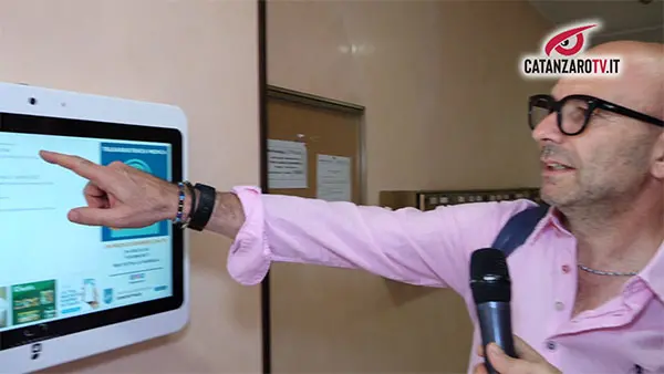 Rivoluzione catanzarese nei condomìni: la bacheca è digitale VIDEO