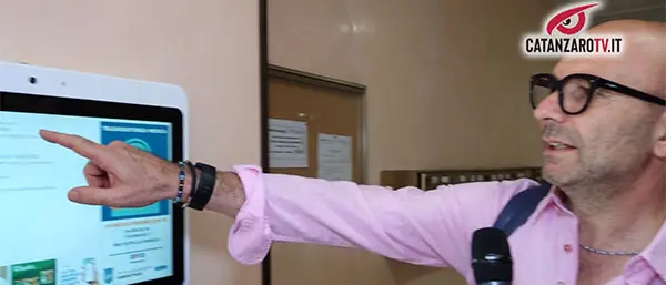 Rivoluzione catanzarese nei condomìni: la bacheca è digitale VIDEO