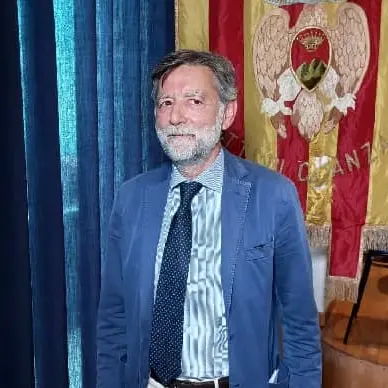 \"Serve distinguo per corsi Medicina: si convochi Consiglio ad hoc\"