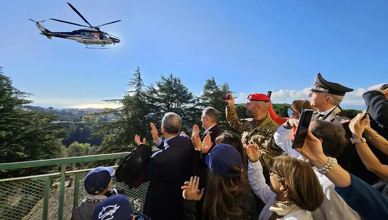 Bambini oncologici felici per i doni natalizi del Carabinieri