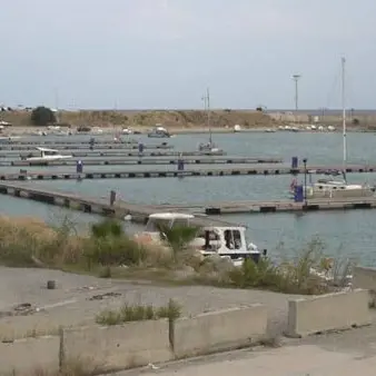 Pontili di Catanzaro, l'Associazione Amici del Porto denuncia rincari fino al 60%: scatta la diffida a Carmar\n