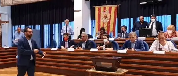 Presidenza consiglio comunale, seconda fumata nera