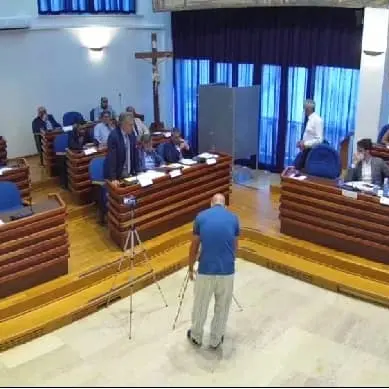 Presidenza Consiglio: 16 schede bianche, 3a fumata nera