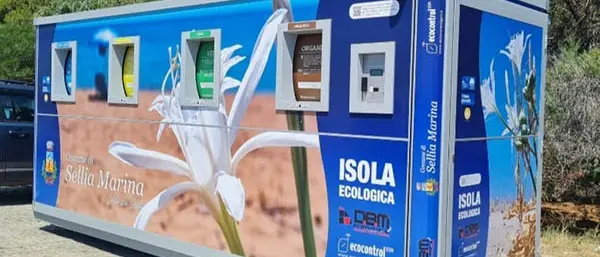 Sellia Marina, ecco isole ecologiche belle e moderne