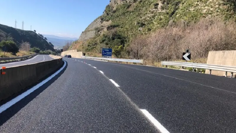 Da martedì 15 lavori su carreggiata Due Mari in direzione Lamezia