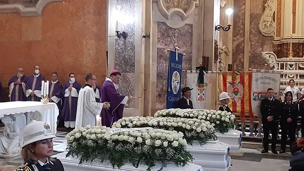 Funerali fratelli Corasoniti: l'omelia di mons. Maniago