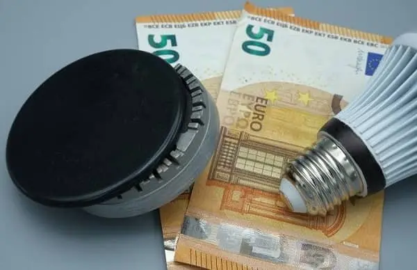 Reagire al caro-bollette: giovedì riunione organizzativa fra cittadini