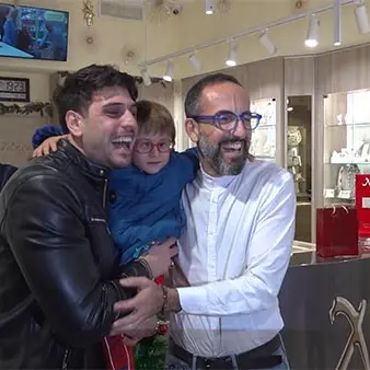 L'ex tronista Mastroianni nella Catanzaro degli avi- VIDEO