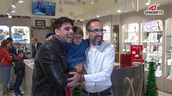 L'ex tronista Mastroianni nella Catanzaro degli avi- VIDEO