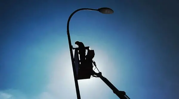 Illuminazione pubblica: nuovo appalto interamente green