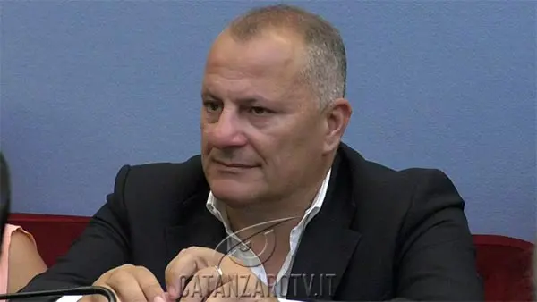 Riconsegna palestra \"Manzoni\" Pontegrande, quando l'impegno paga