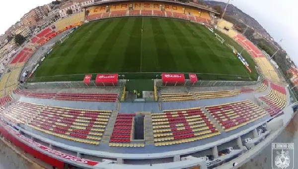 Stadio, scelta fatta: si procede a riqualificare il \"Ceravolo\"