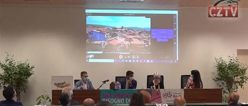 Falvo, sindaco di Cicala: \"Pronti ad accogliere la Casa-Paese per demenze\" - VIDEO