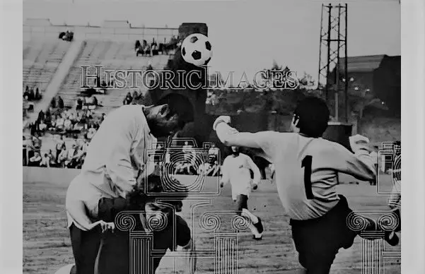 Addio Pelè e grazie per i gol storici al Catanzaro del '72