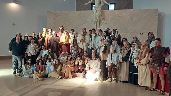 Parrocchia Giovino, gran successo del presepe 'recitato'