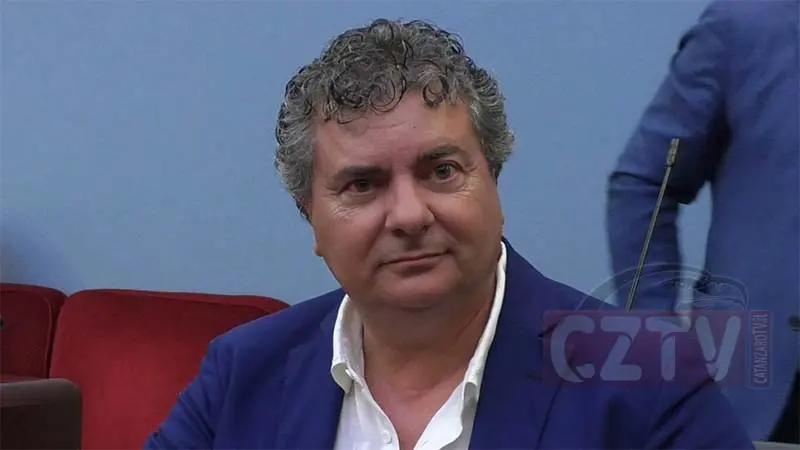 Centrodestra propone candidatura Mancuso: risposta entro domenica