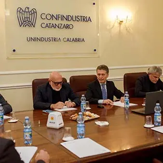 Prende corpo il nuovo volto degli scali aerei calabresi