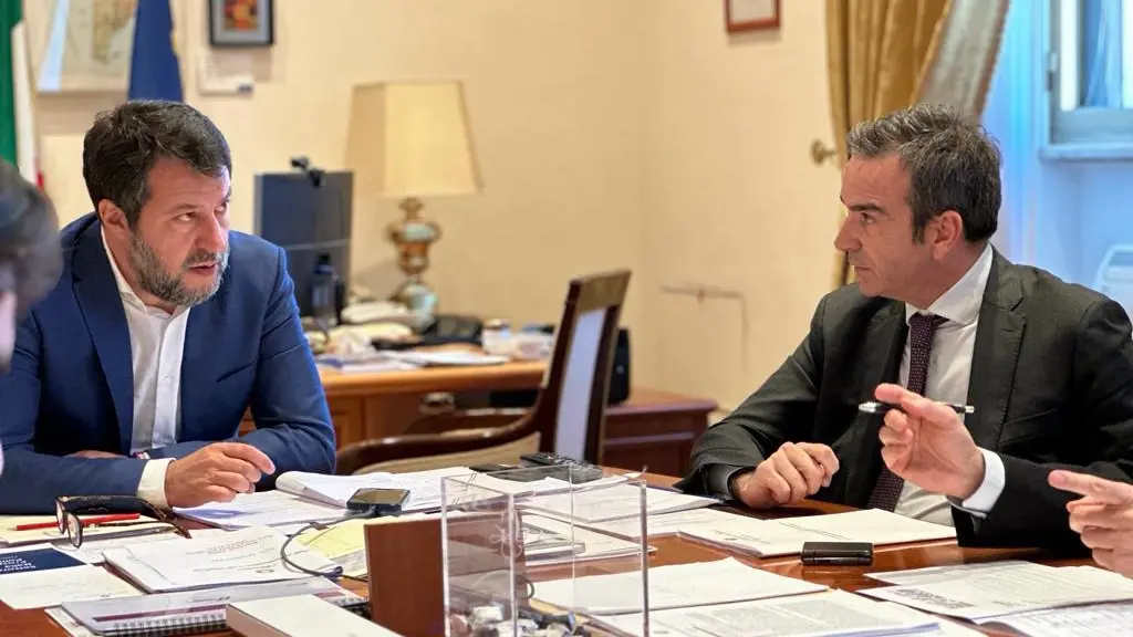 Salvini: entro marzo bando Cutro- Catanzaro SS 106