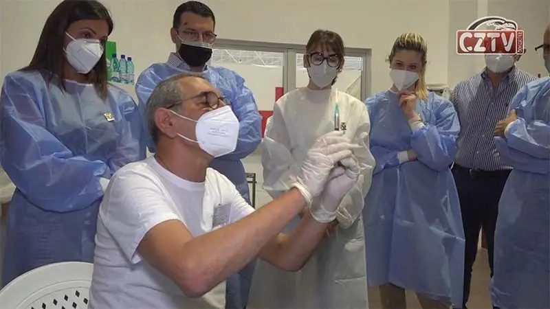 Farmacisti ed Infermieri, convenzione per abilitare alla vaccinazione (VIDEO)