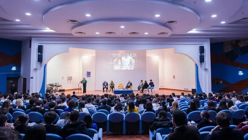 Gutenberg, riflessioni a pieno ritmo sulle \"Vite sospese\"