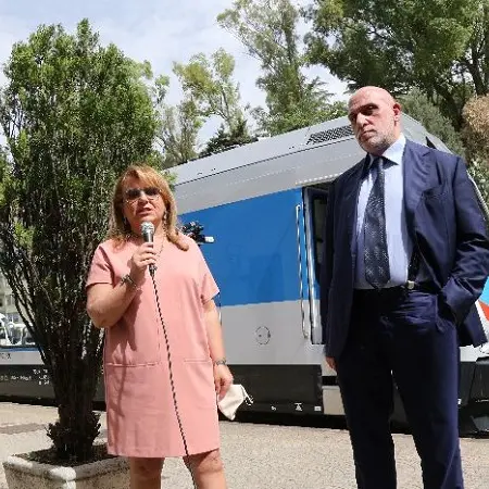 Ferrovie della Calabria, presentate due nuove automotrici