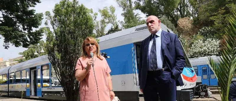 Ferrovie della Calabria, presentate due nuove automotrici