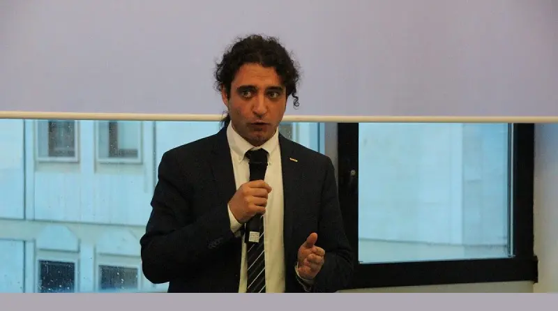 Vessata per studi a UMG, Parentela interroga Speranza e Lamorgese