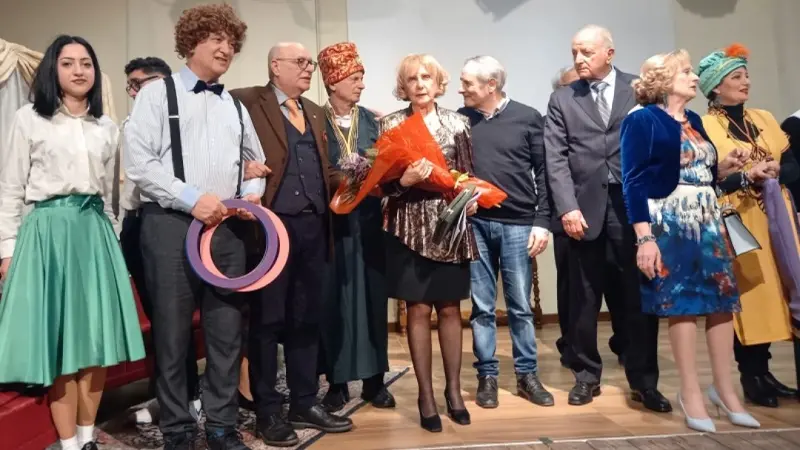Teatro popolare: quando per sposarsi si mandava \"a 'mbasciata\"