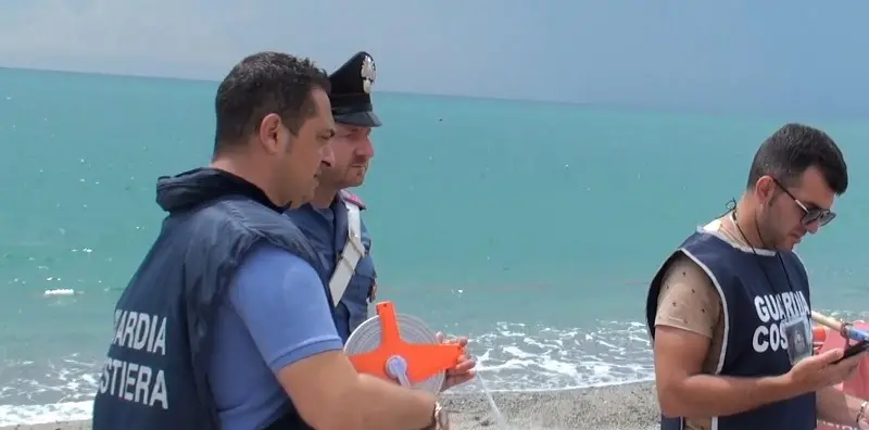 Lidi, discoteche e ristoranti: 10 controlli e quasi 90mila euro di sanzioni