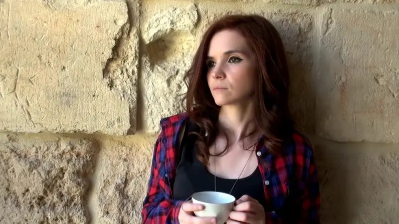 \"Pettegolezzi\", il nuovo video musicale di Valentina Sacco