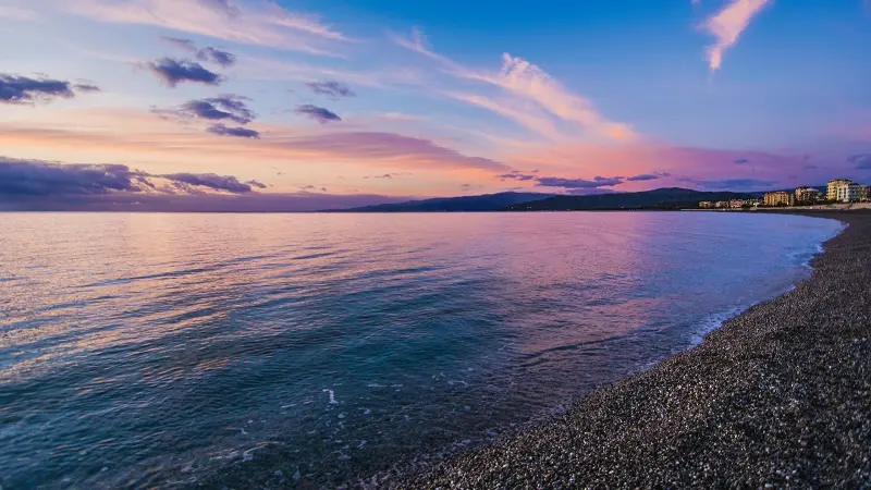 Balneazione, a Catanzaro e Stalettì 6 punti non conformi
