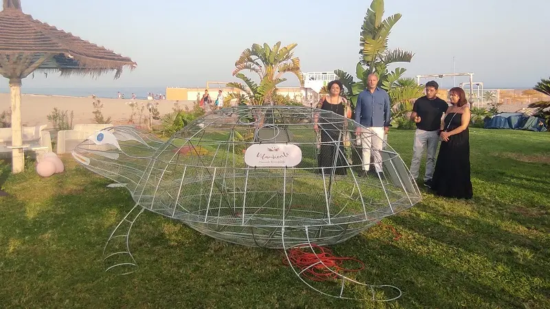 Ambiente ed Arte si fondono: ecco la tartaruga mangia-plastica